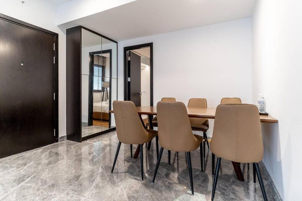 Căn hộ 3bed Resortstyle In D1/pool/gym/cigar *