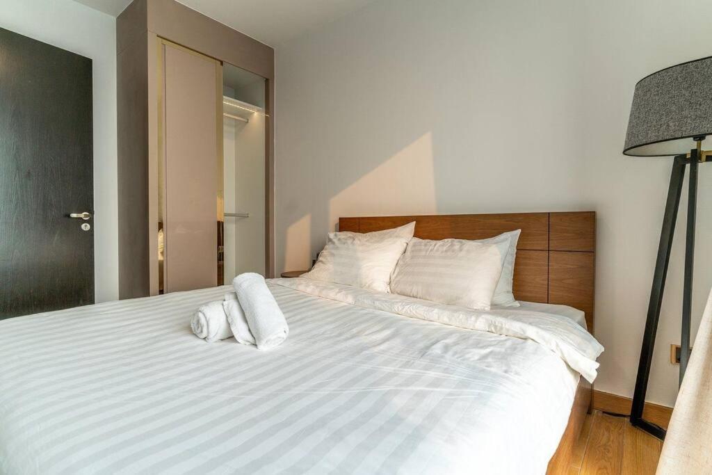 3bed Resortstyle In D1/pool/gym/cigar Căn hộ TP. Hồ Chí Minh