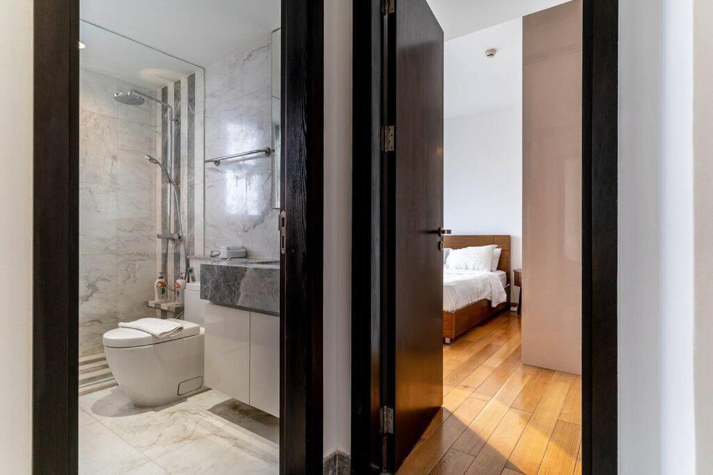 3bed Resortstyle In D1/pool/gym/cigar Căn hộ TP. Hồ Chí Minh