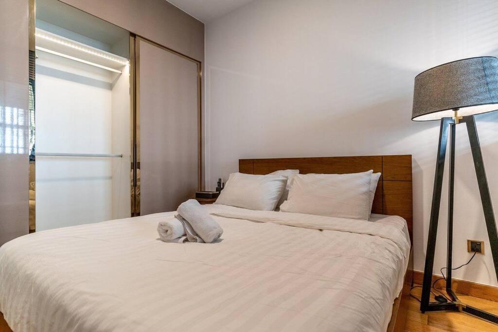 3bed Resortstyle In D1/pool/gym/cigar Apartment *